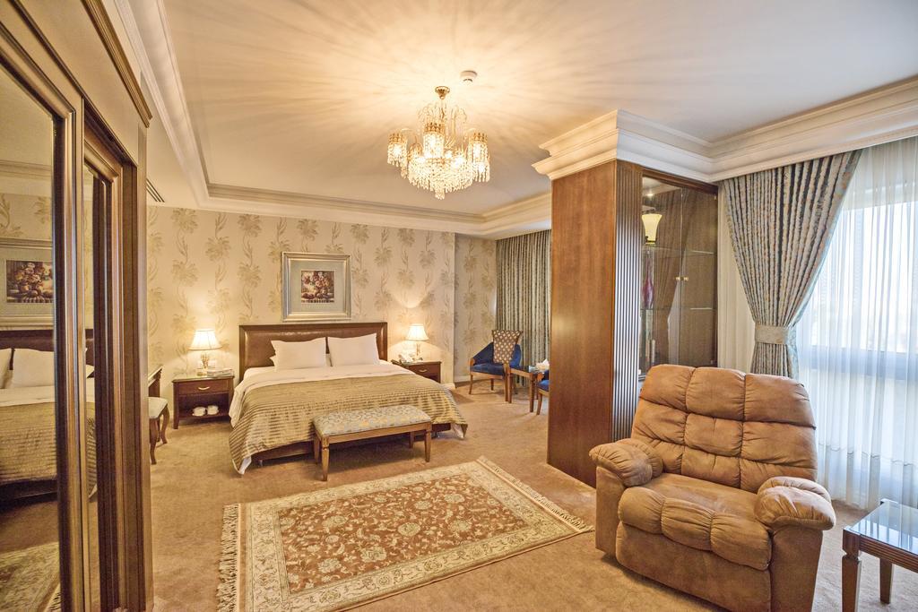 International Hotel 5*