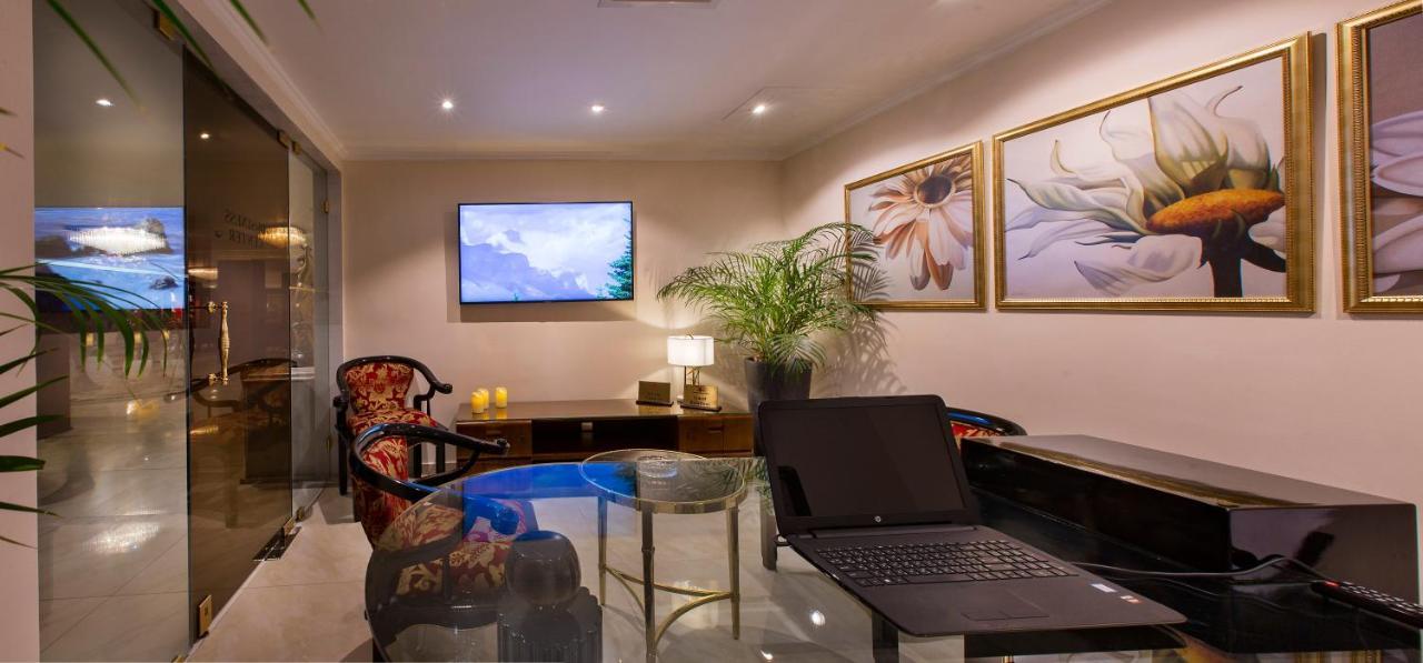 International Hotel